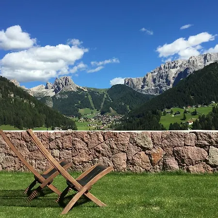 Etruska Santa Cristina Val Gardena
